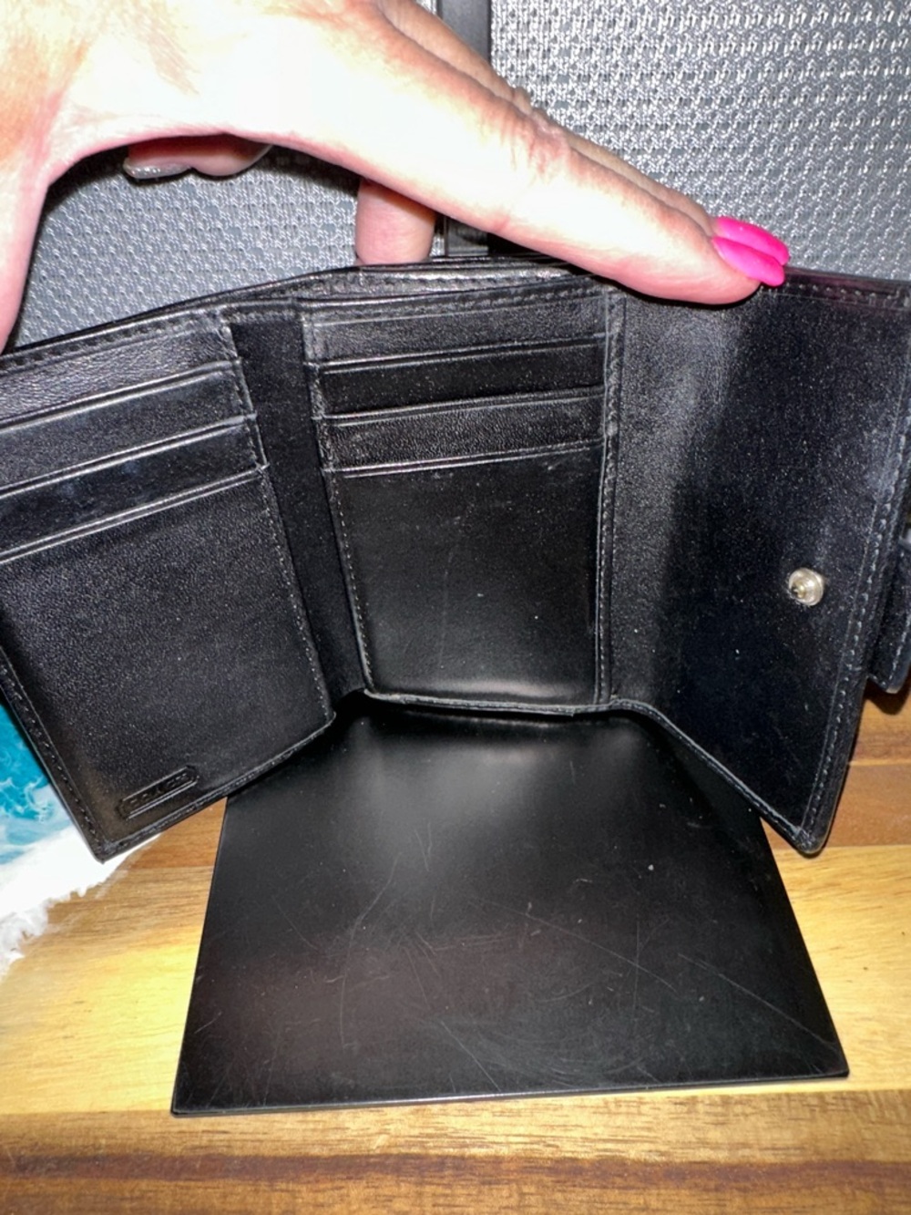 Coach Black SoHo Signature Buckle Compact Wallet - Picture 3 of 4